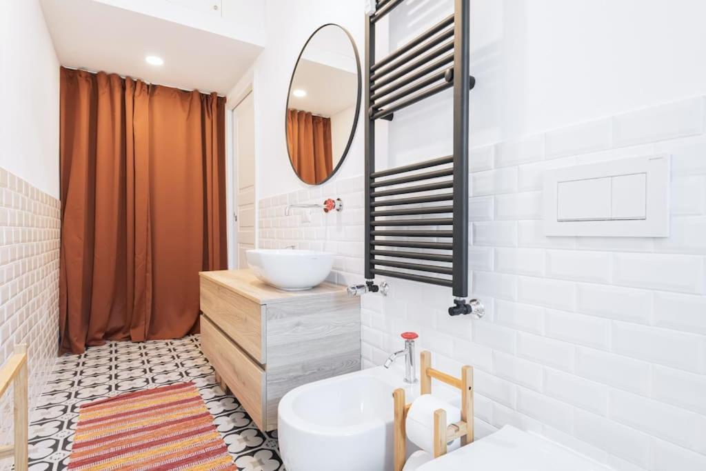 Easylife - Apartment With Balcony Near Navigli Milão Exterior foto