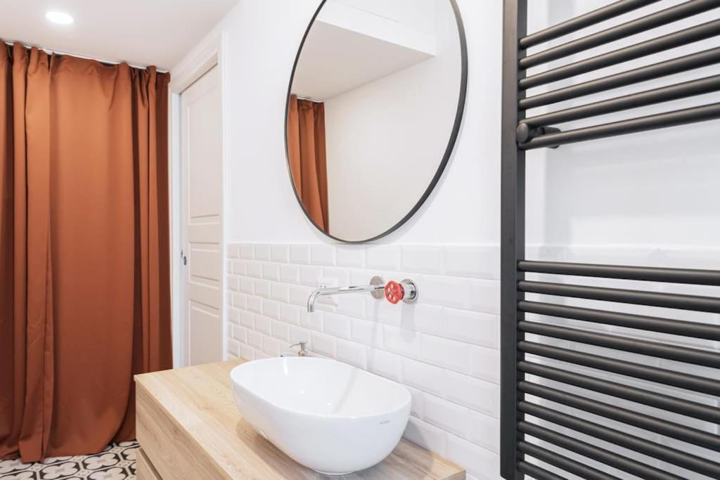 Easylife - Apartment With Balcony Near Navigli Milão Exterior foto