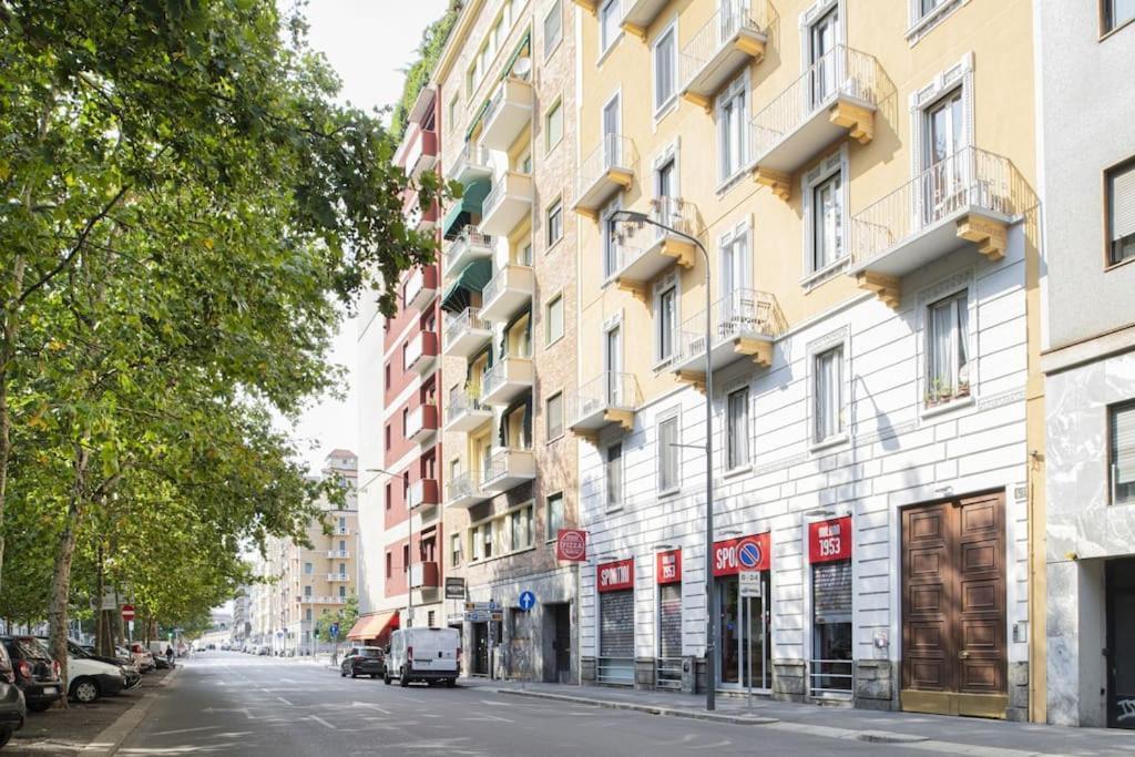 Easylife - Apartment With Balcony Near Navigli Milão Exterior foto